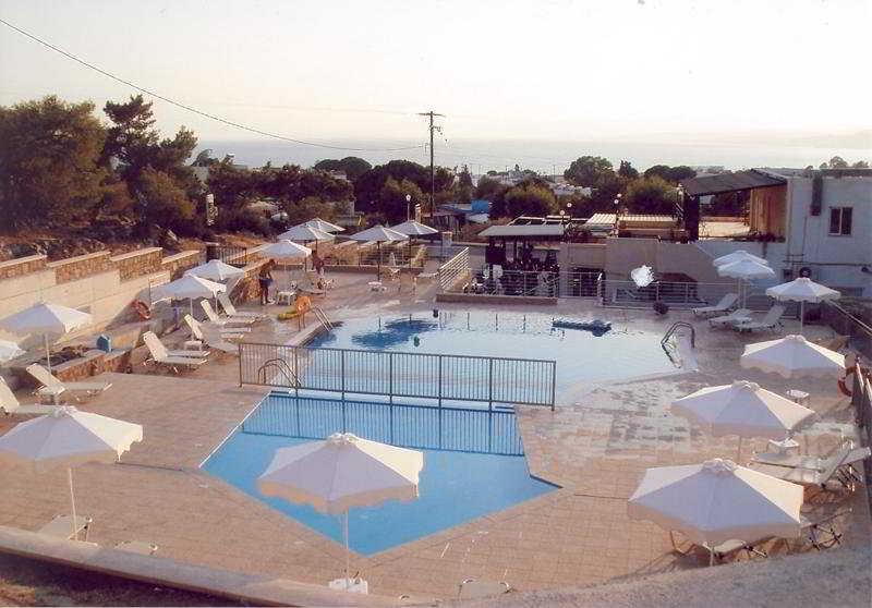 Lindos Nest Aparthotel Pefki  Exterior photo